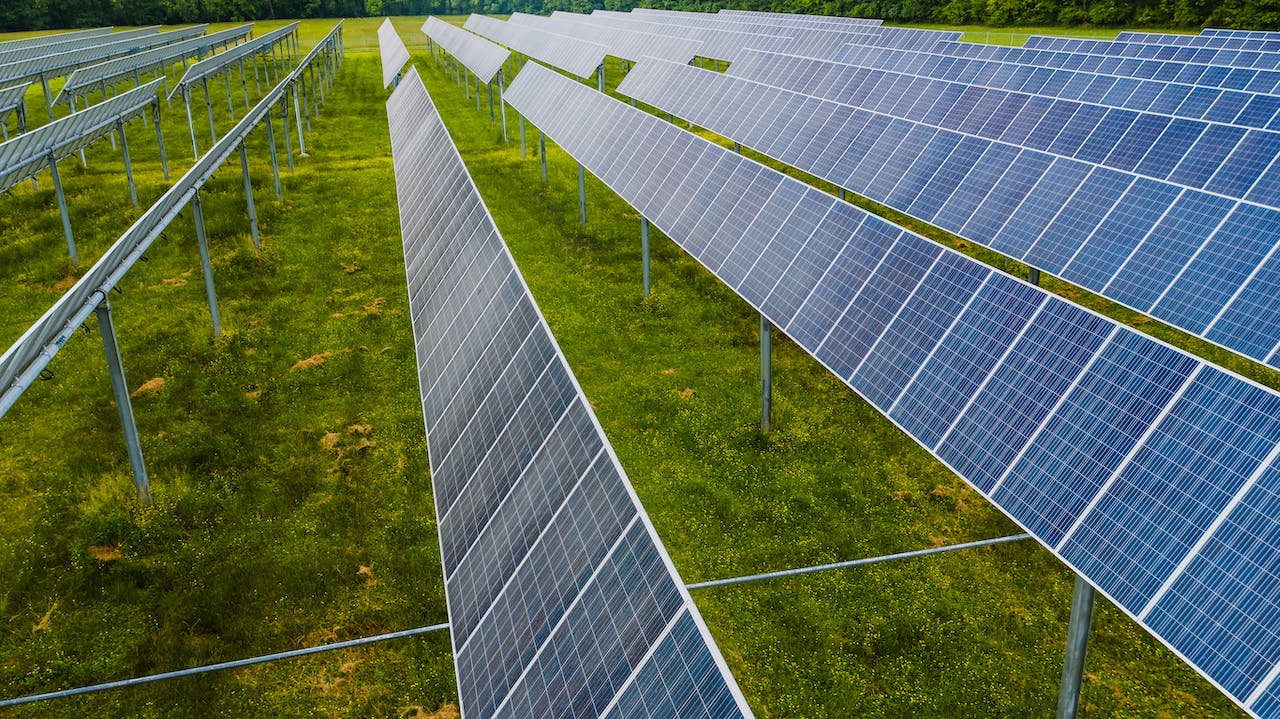 Heeft zonneboiler nut als je zonnepanelen hebt?